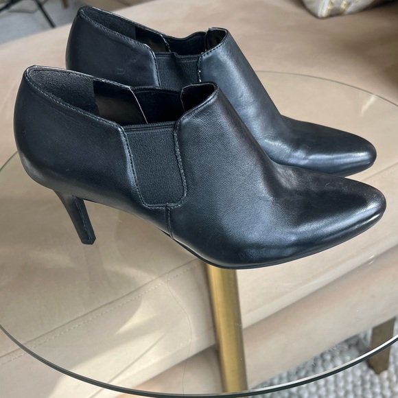 Cole Haan Shoes - Cole Haan Black Leather Heeled Ankle Booties Pointed Toe | Size 8